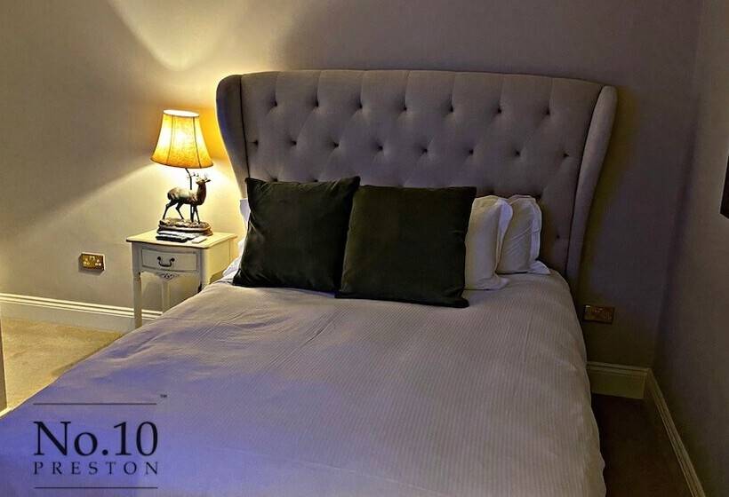 فندق No.10 Preston