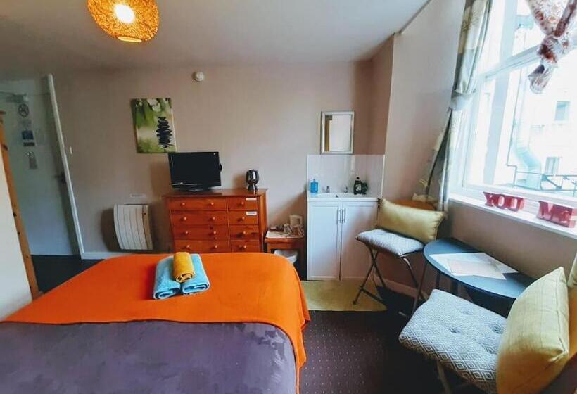 بنسيون Aabalree Guest House