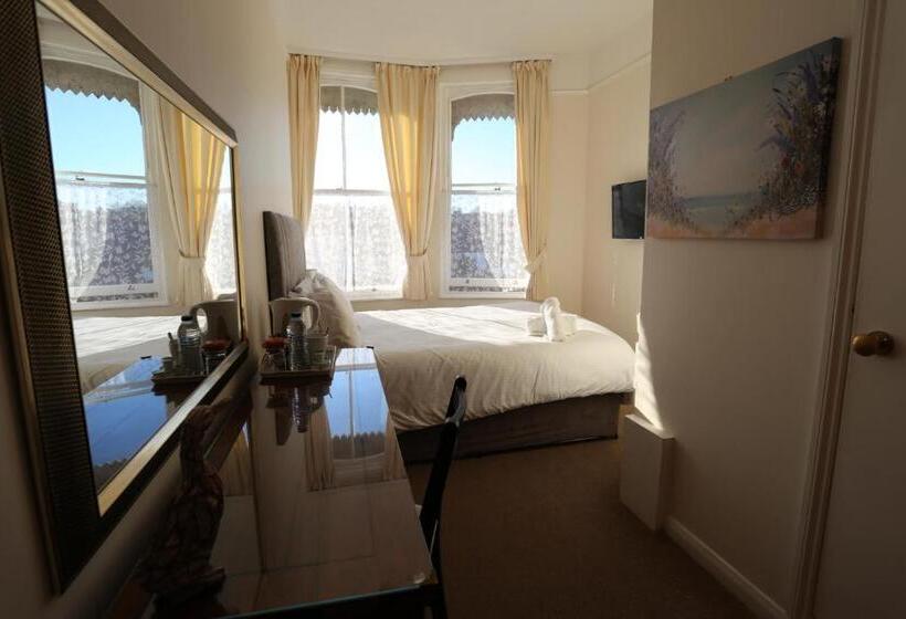 פנסיון Bridge Guest House