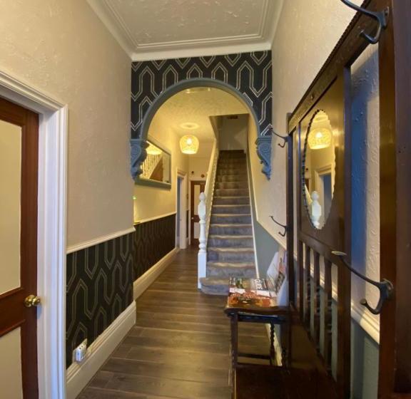 펜션 Cedar Tree Guest House