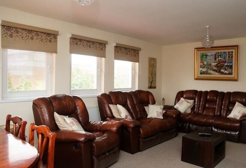 بنسيون Edenmore