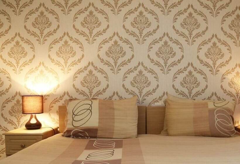 بنسيون Edenmore