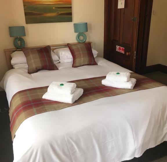 Пансион Garfield Guesthouse