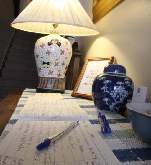 Пансион Montague Guest House