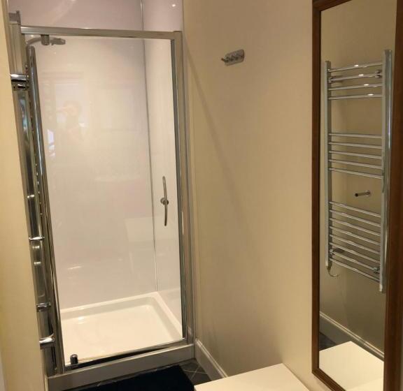 Пансион Montague Guest House