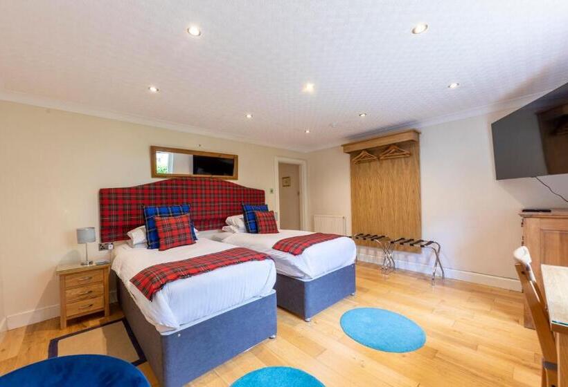 Пансион Montague Guest House