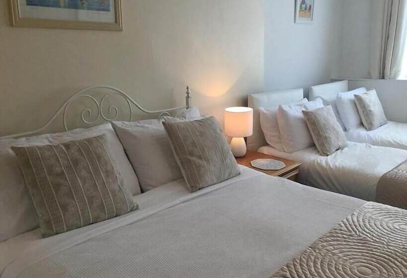 بنسيون Rosemead Guest House