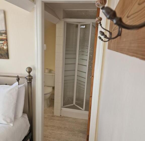 膳宿费 The Mariners  House Scarborough