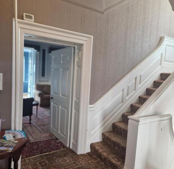 膳宿费 The Mariners  House Scarborough