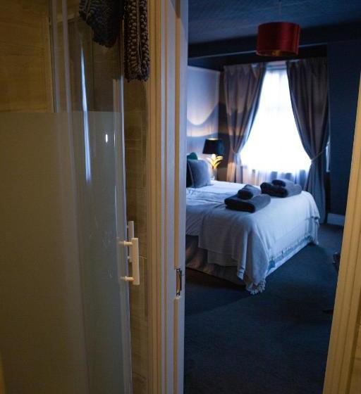 פנסיון The Pear Tree