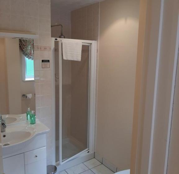 פנסיון The Pilgrim S Guest House