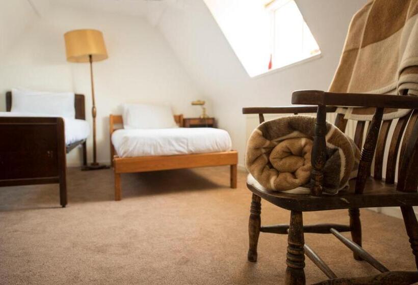 旅馆 Alma Inn & Dining Rooms