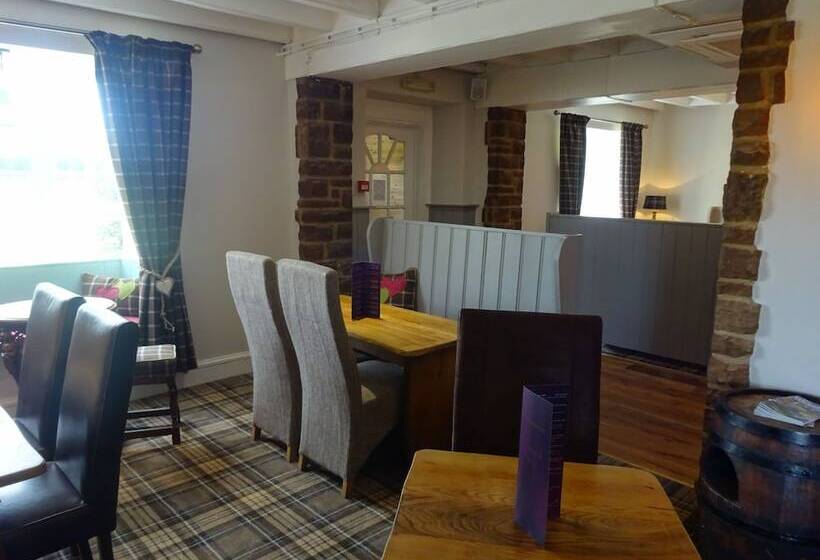 هاستل Chequers Inn
