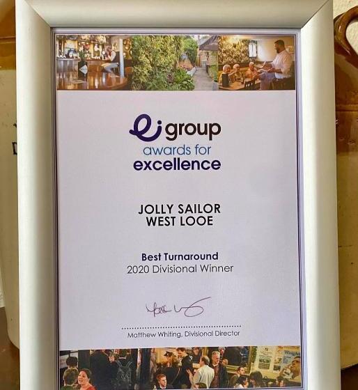 הוסטל Jolly Sailor Inn