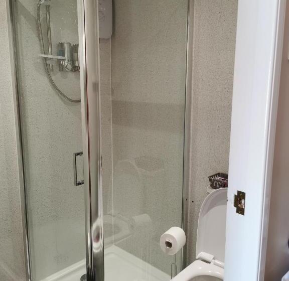 هاستل Kings Head