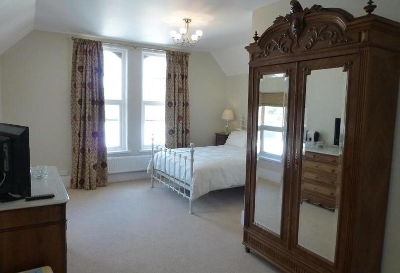 הוסטל The Castle Inn