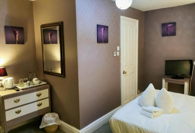 הוסטל The Compasses Inn