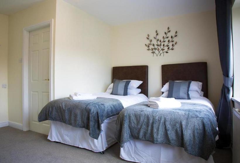 旅馆 The George Carvery &