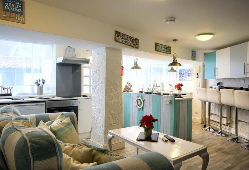 ユースホステル Smugglers Luxury Accommodation