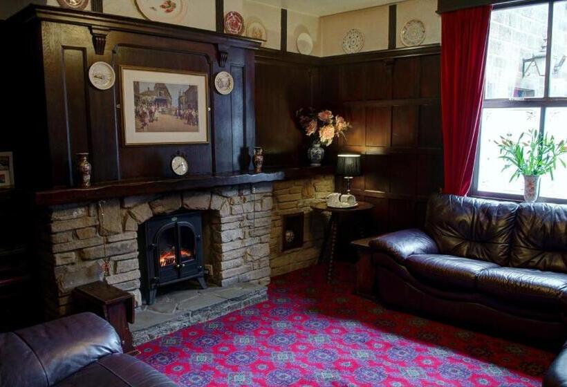 旅馆 The Old White Lion