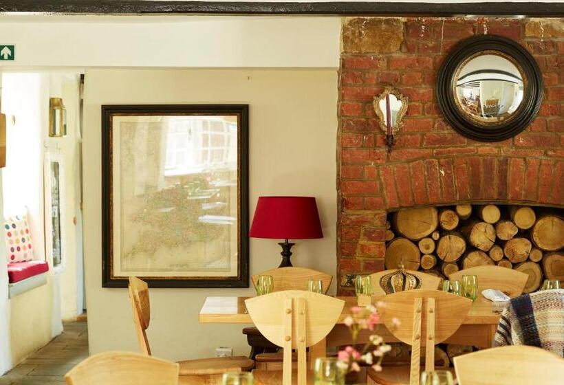 فندق صغير The Royal Oak