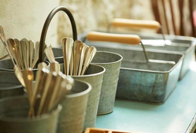 فندق صغير The Royal Oak