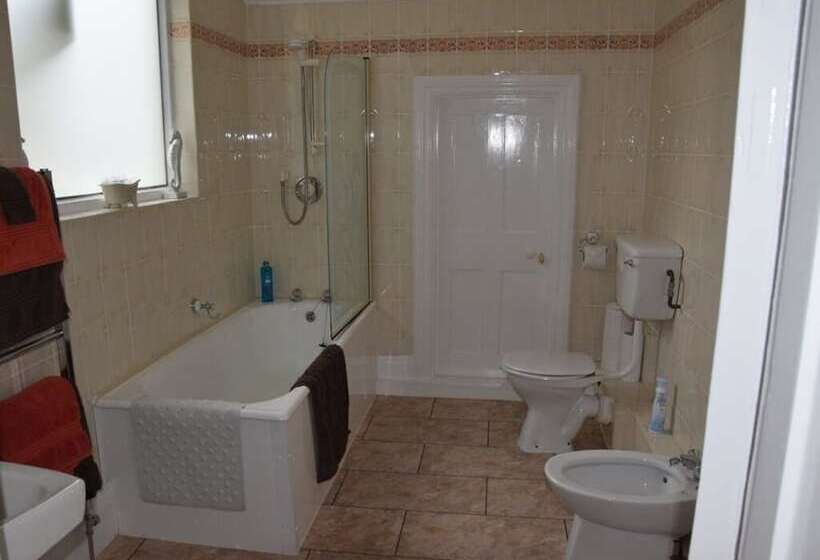 旅馆 The Sandrock Lynton