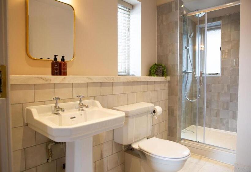 فندق صغير The Tempest Arms