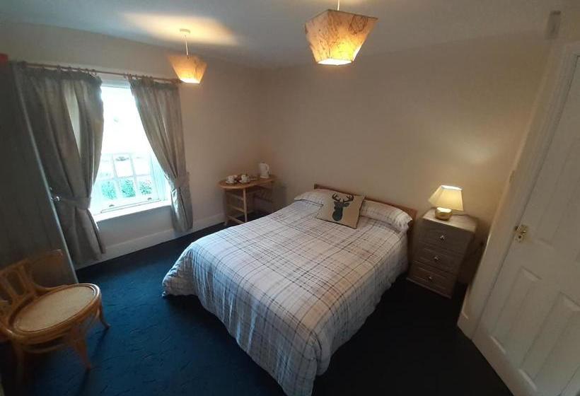 הוסטל The White Hart Inn