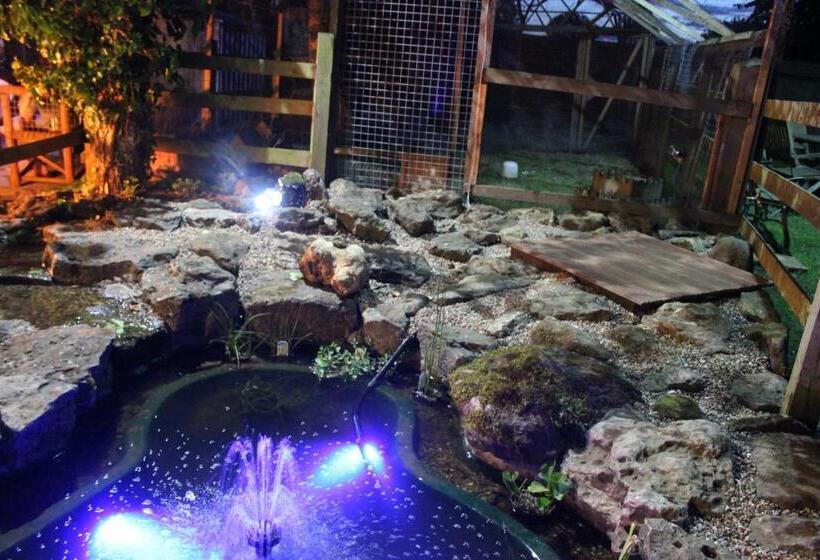 הוסטל The White Hart Inn