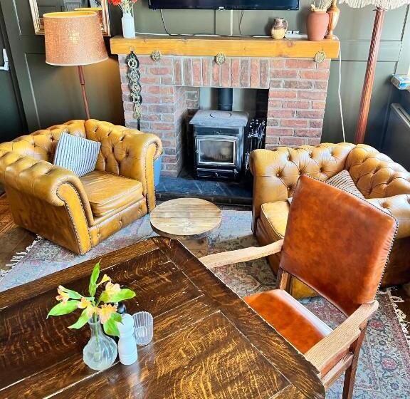 הוסטל White Hart