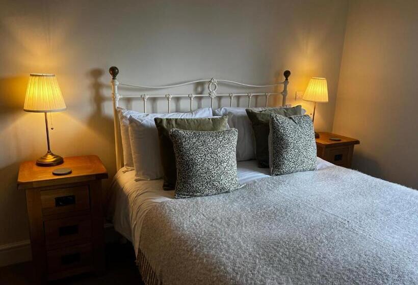 הוסטל White Hart