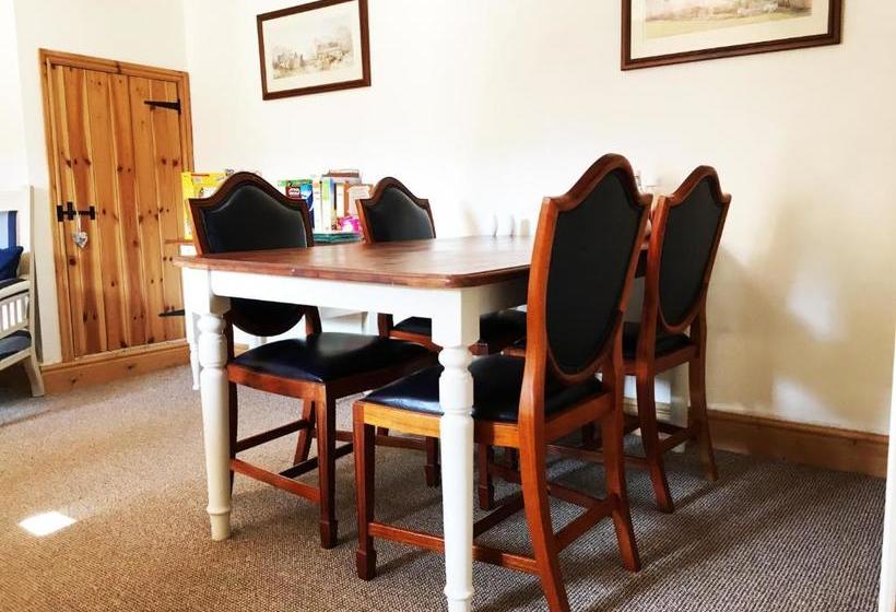 Hillside Bed And Breakfast