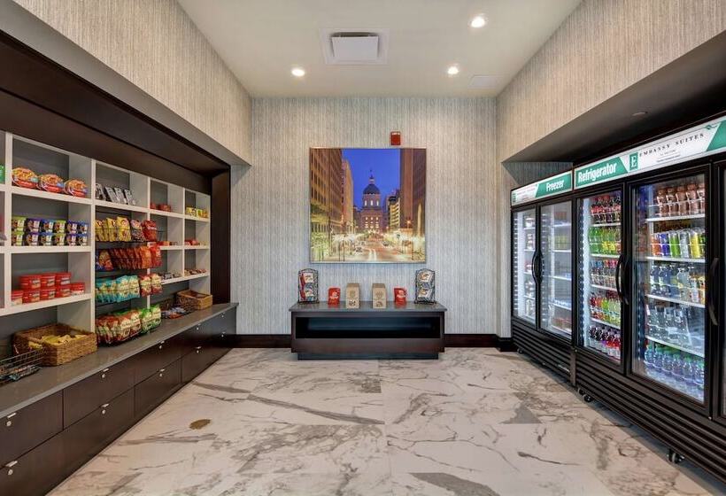 فندق Embassy Suites By Hilton Plainfield Indianapolis Airport