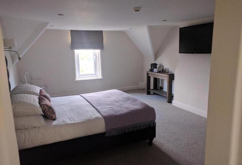 پانسیون Avenue House