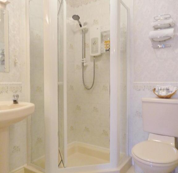 پانسیون Braemar Guest House