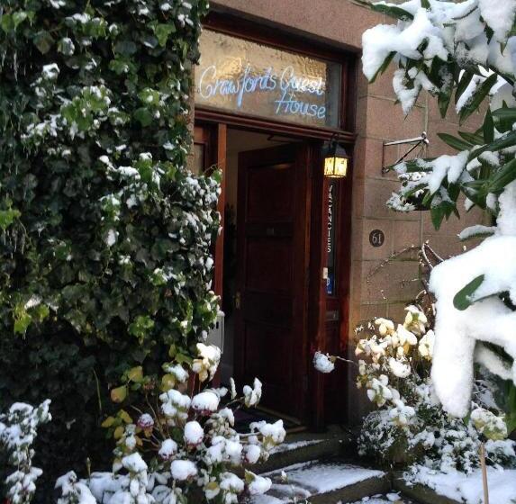 بنسيون Crawfords Guest House