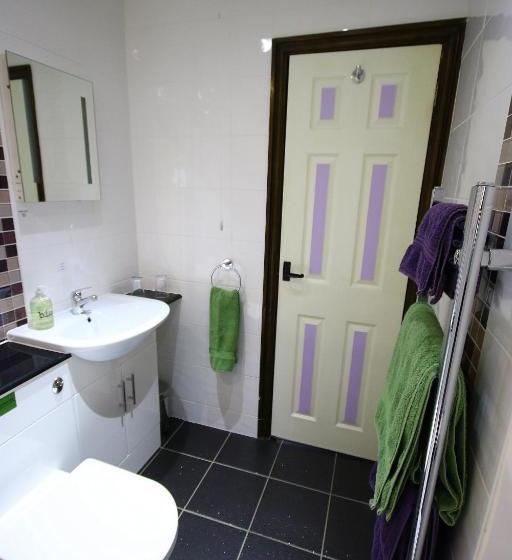 펜션 Eagles Guest House