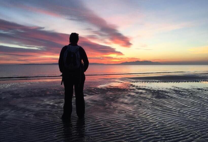 بنسيون Irvine Bay