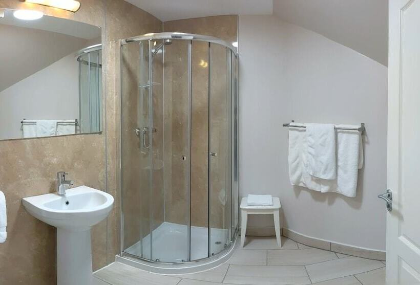 膳宿费 Maclean Guest House