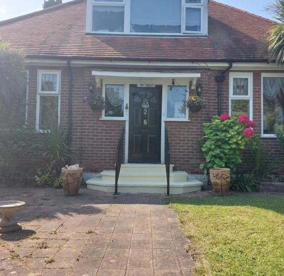 Pensione Nest Guesthouse