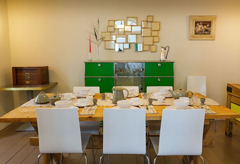 膳宿费 Old Town Hall House