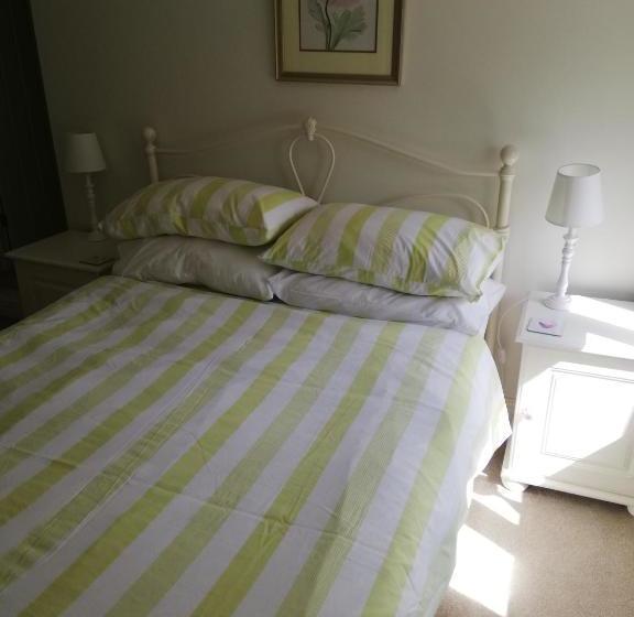 פנסיון Olive Tree Guest House