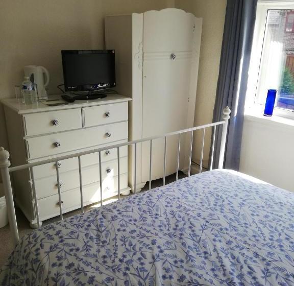 פנסיון Olive Tree Guest House