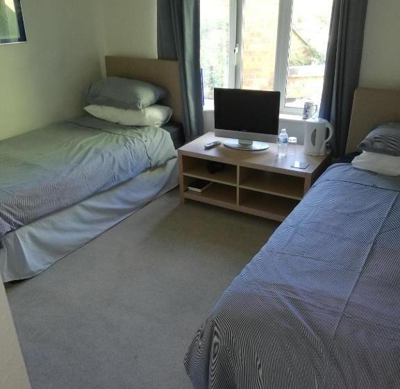 פנסיון Olive Tree Guest House