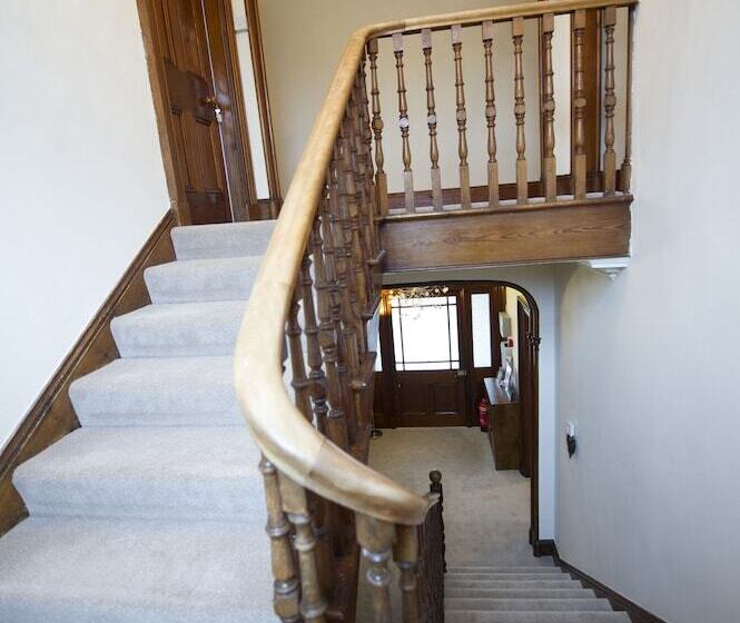 بنسيون Springfield Guesthouse