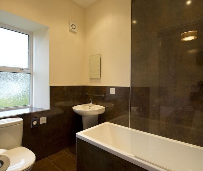 بنسيون Springfield Guesthouse