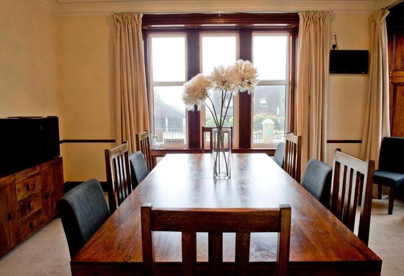 بنسيون Springfield Guesthouse