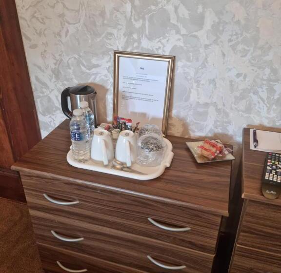 膳宿费 St Michaels Guest House