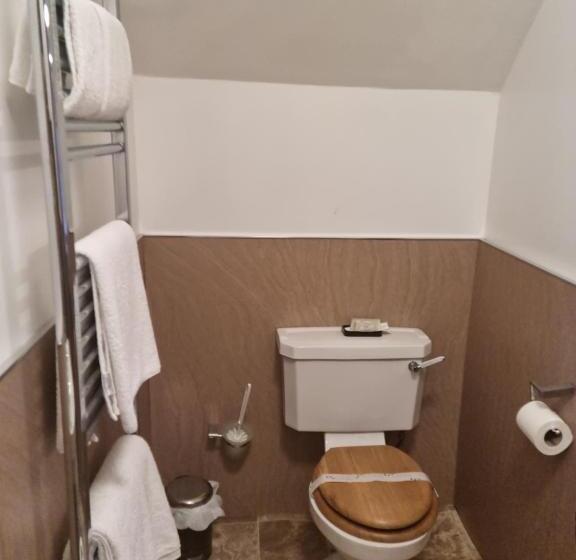 膳宿费 St Michaels Guest House